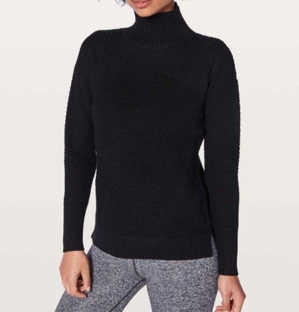 Lululemon Warm & Restore Sweater 100% Merino Wool Turtleneck Black Size 6